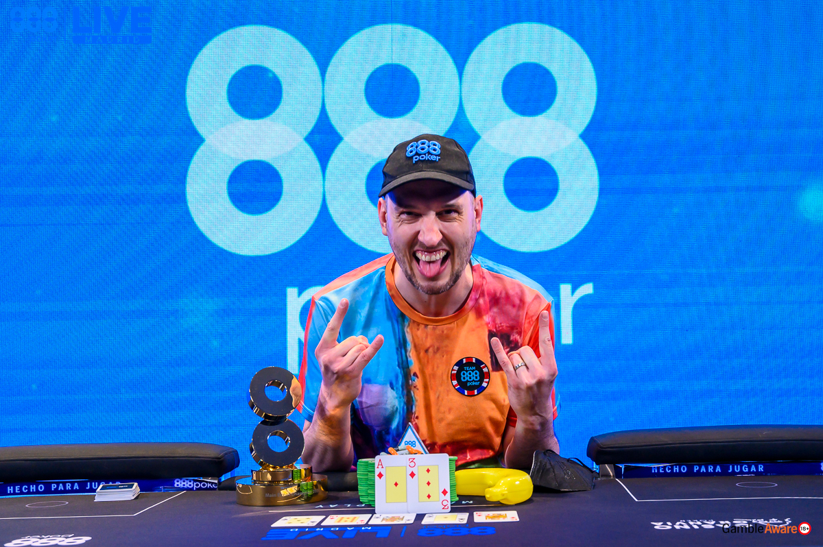 888pokerLIVE Madrid Main Event - Winner Ian Simpson