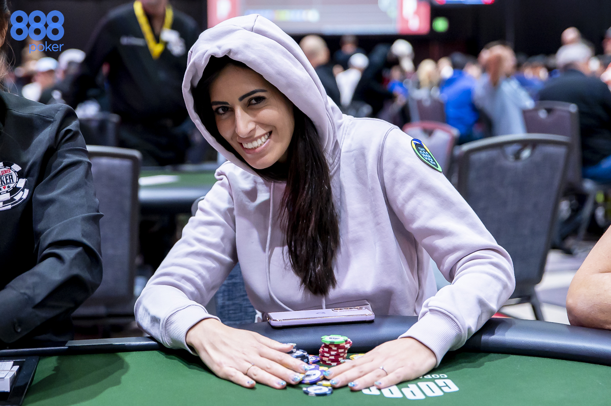 MOST BEAUTIFUL FEMALE POKER PLAYERS - Vivian Saliba