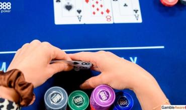 What Is a Boat in Poker? It’s a Monster Hand that Beginners Need to Identify Correctly!