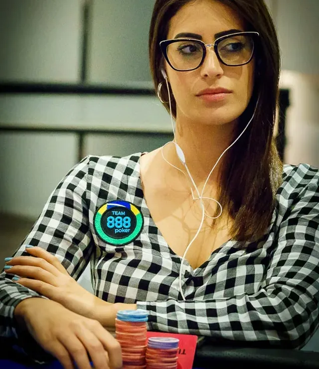 Vivian Saliba at poker table